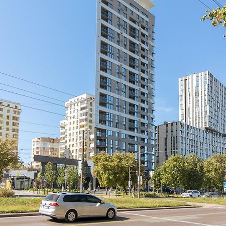 77 Views Apartments By Inshi Lviv Luaran gambar