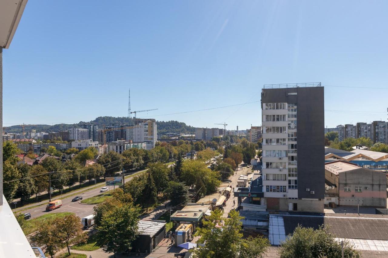 77 Views Apartments By Inshi Lviv Luaran gambar