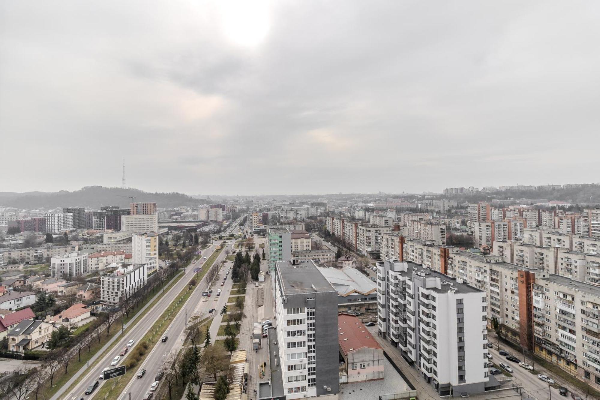 77 Views Apartments By Inshi Lviv Luaran gambar