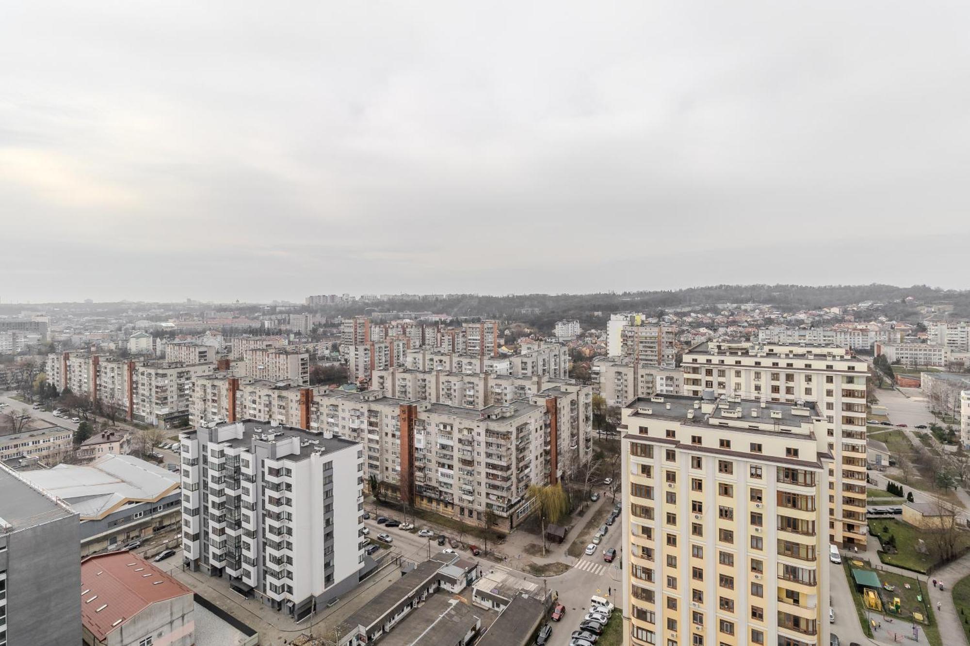 77 Views Apartments By Inshi Lviv Luaran gambar