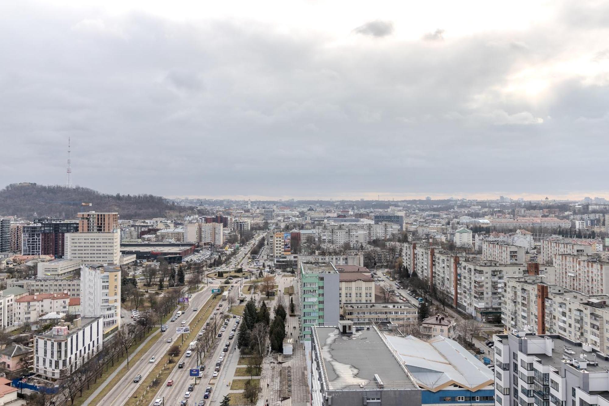 77 Views Apartments By Inshi Lviv Luaran gambar
