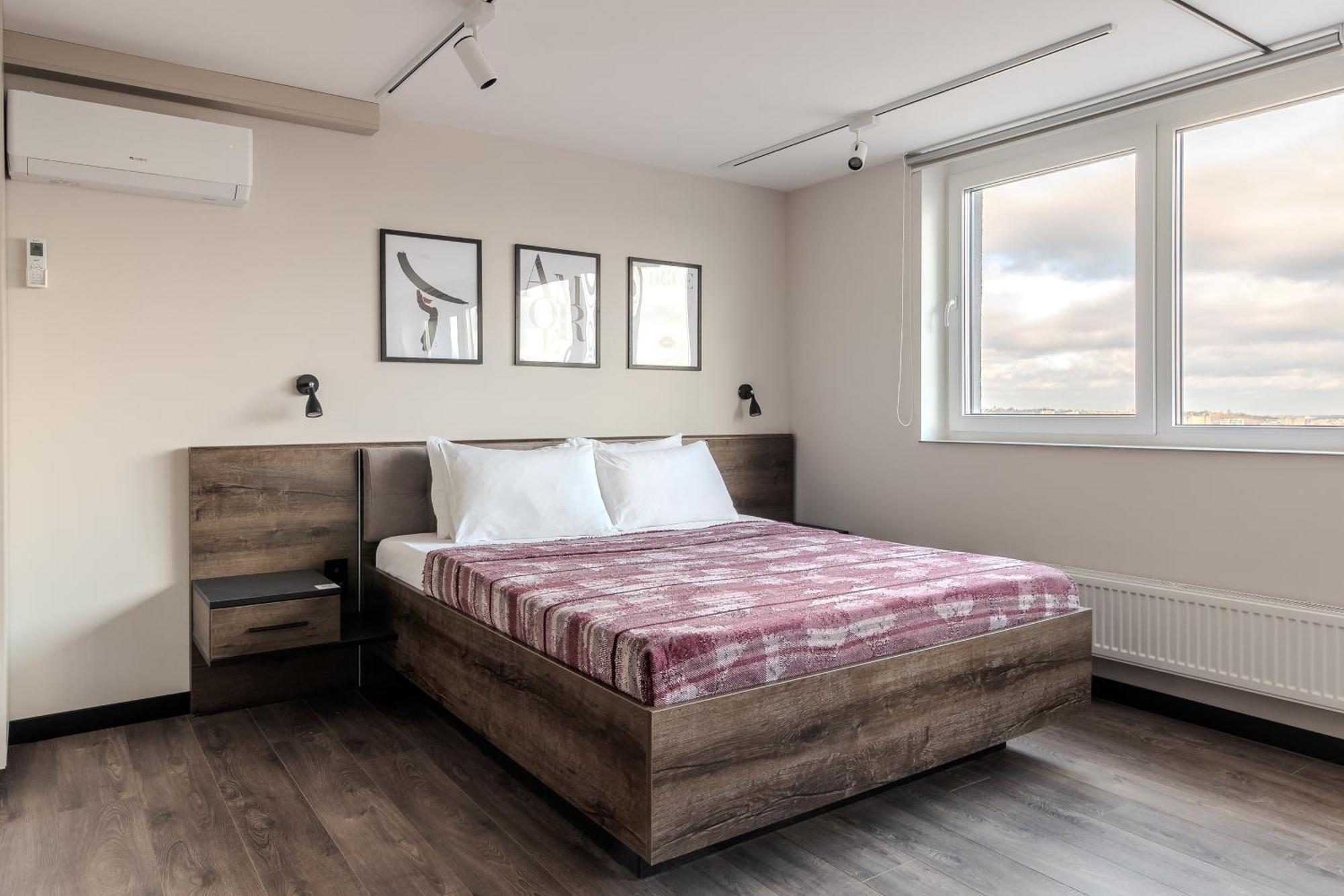 77 Views Apartments By Inshi Lviv Luaran gambar