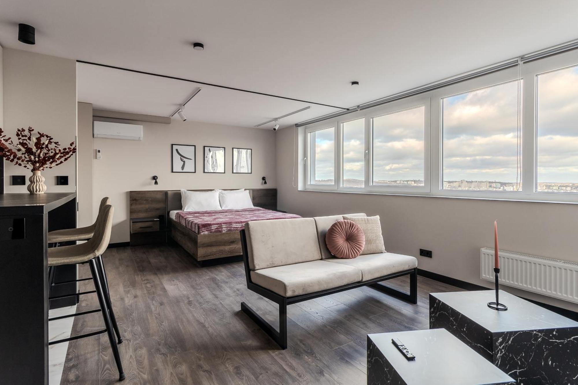 77 Views Apartments By Inshi Lviv Luaran gambar
