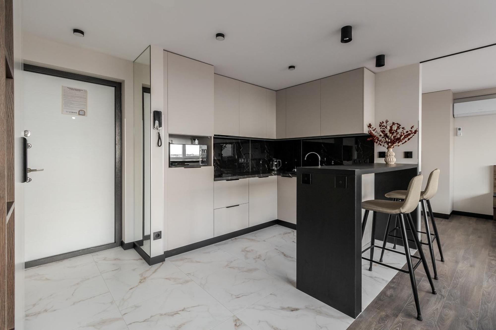 77 Views Apartments By Inshi Lviv Luaran gambar
